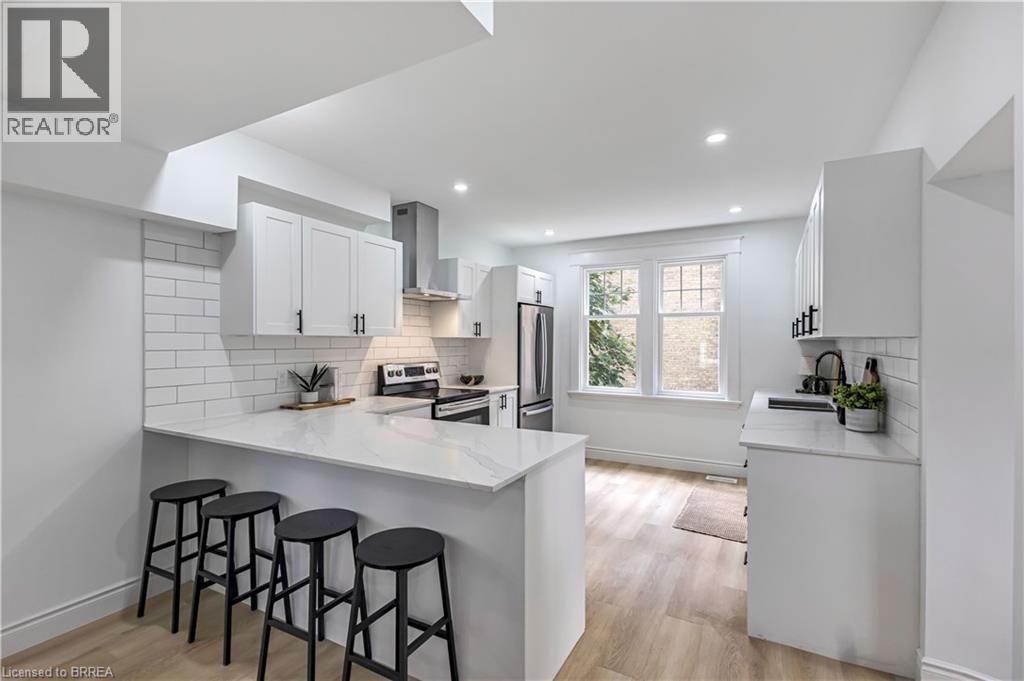 Photo 10 of 15 Hawarden Avenue, Brantford ON