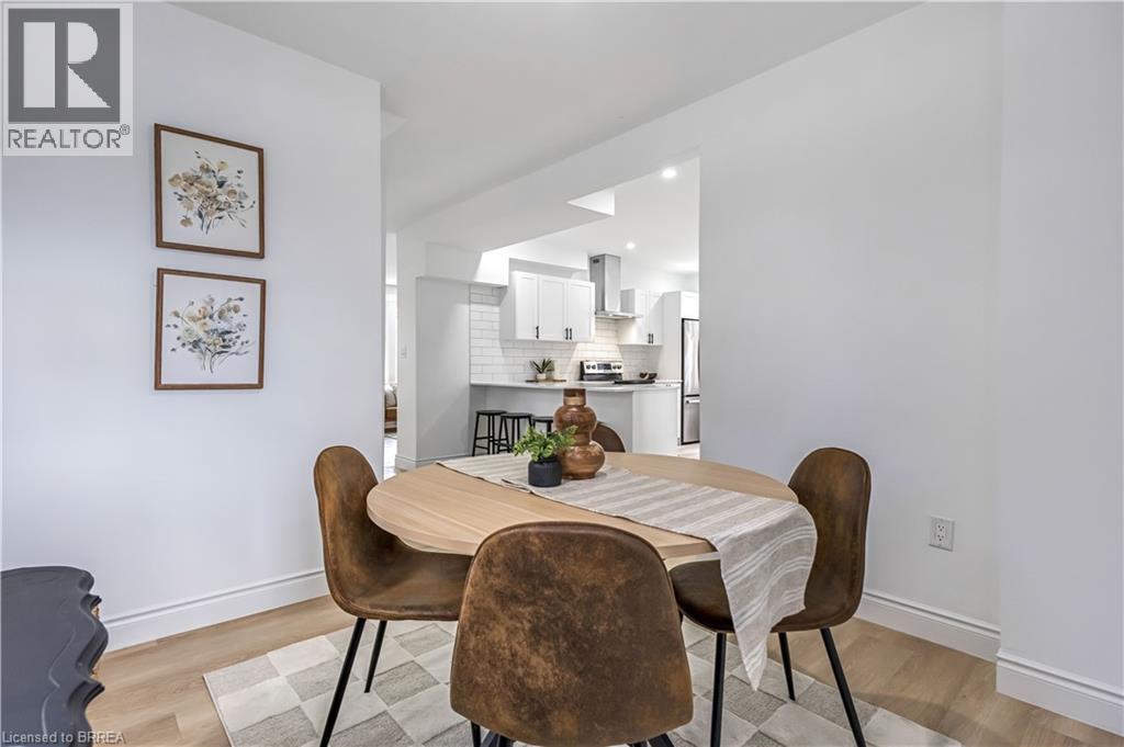 Photo 9 of 15 Hawarden Avenue, Brantford ON