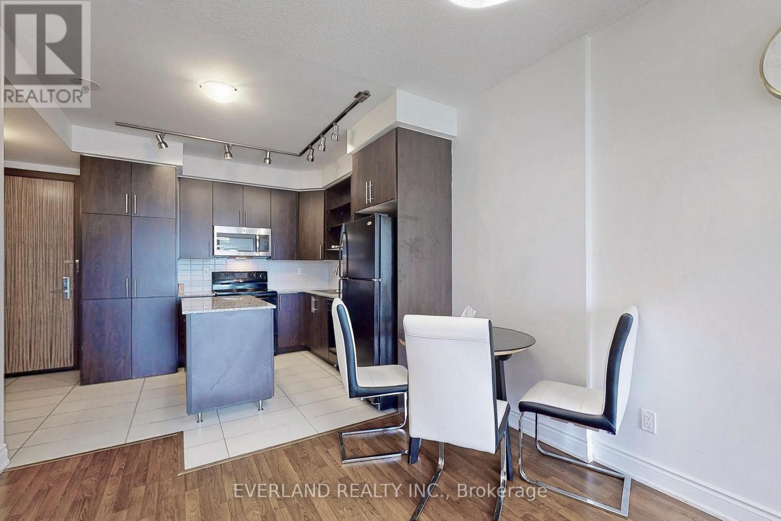 Photo 4 of 1517 50 Clegg Road, Markham ON