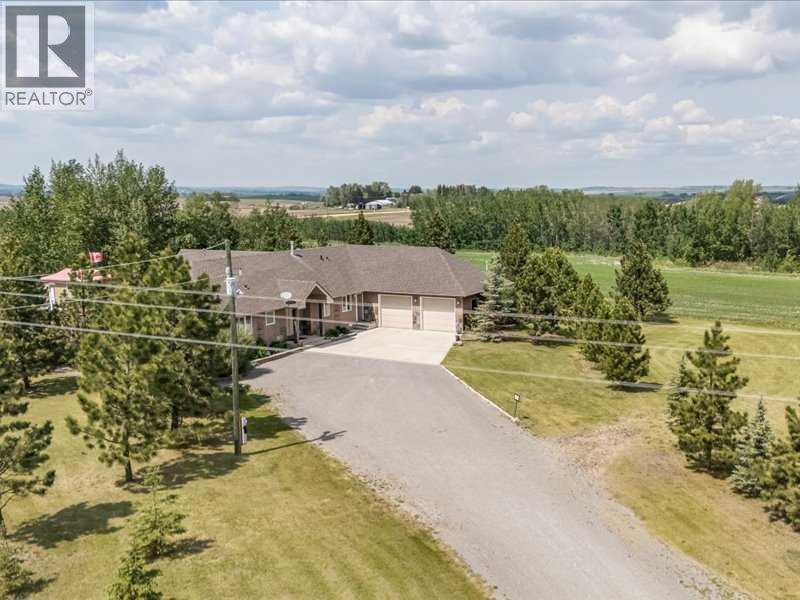 24228 Township Road 390, Rural Lacombe County