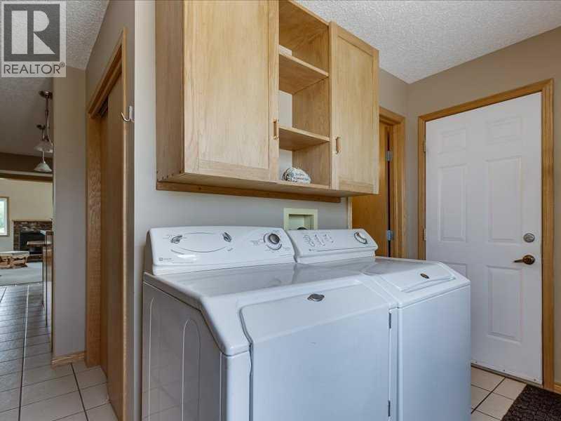 24228 Township Road 390, Rural Lacombe County