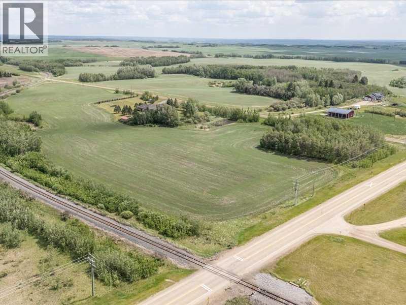 24228 Township Road 390, Rural Lacombe County