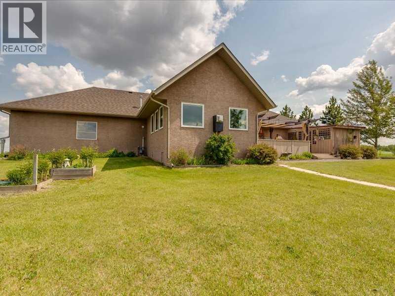 24228 Township Road 390, Rural Lacombe County