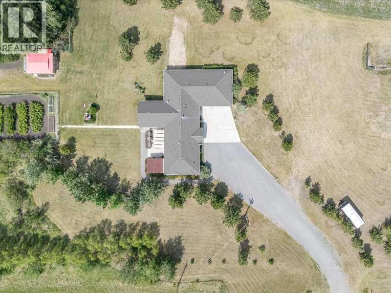 24228 Township Road 390, Rural Lacombe County