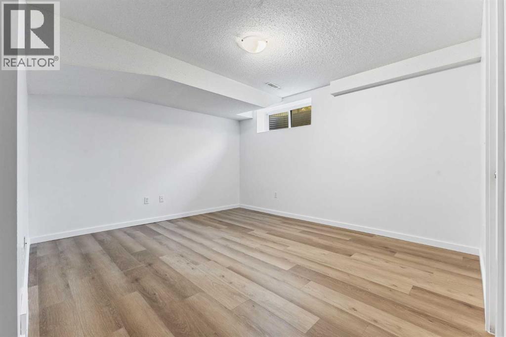 Photo 6 of 42 Citadel Meadow Gardens Nw, Calgary AB