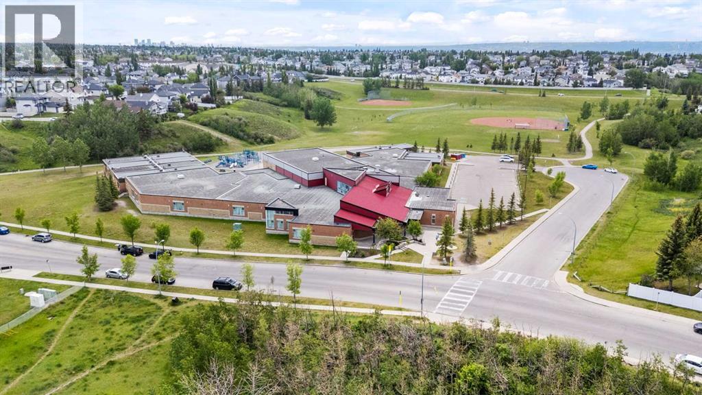 Photo 37 of 42 Citadel Meadow Gardens Nw, Calgary AB