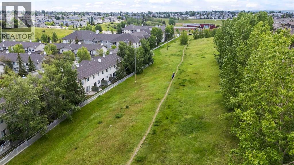 Photo 36 of 42 Citadel Meadow Gardens Nw, Calgary AB