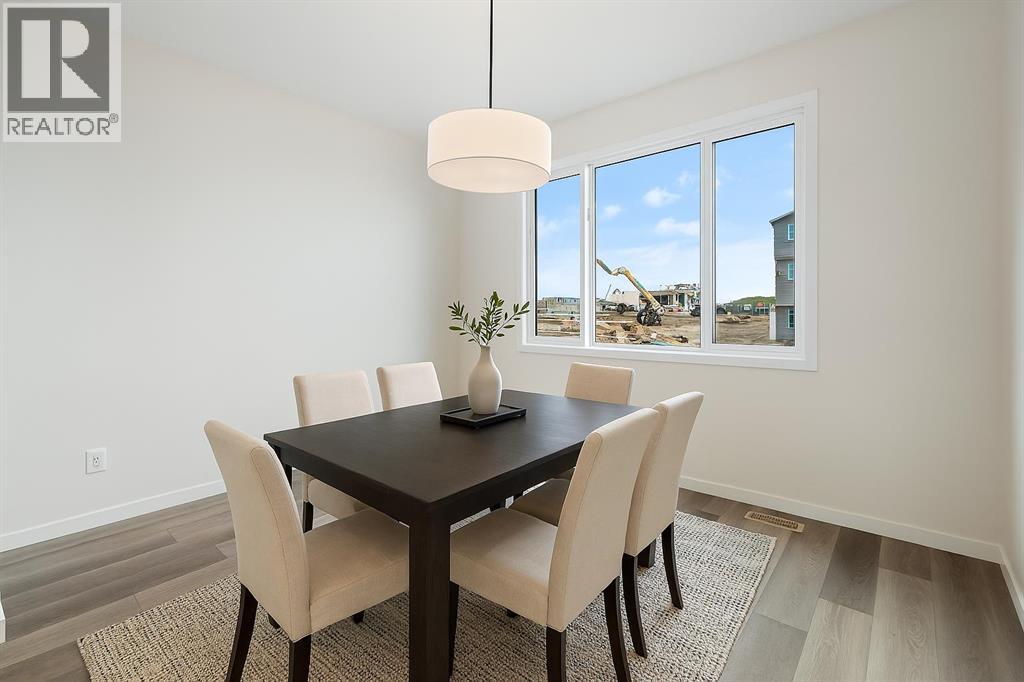 Photo 14 of 938 Livingston View Ne, Calgary AB