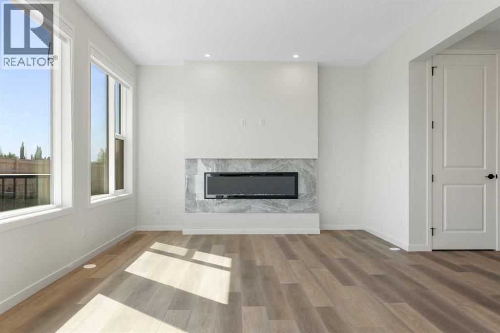 Photo 17 of 266 West Grove Lane Sw, Calgary AB