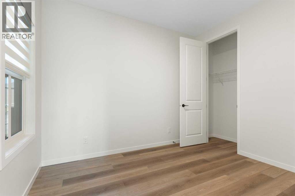 Photo 4 of 266 West Grove Lane Sw, Calgary AB