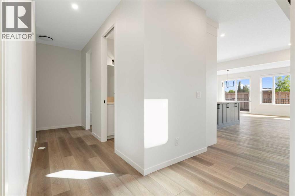 Photo 3 of 266 West Grove Lane Sw, Calgary AB