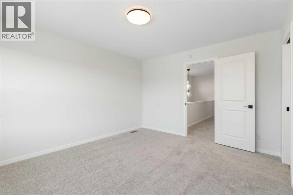 Photo 32 of 580 Rowmont Boulevard Nw, Calgary AB