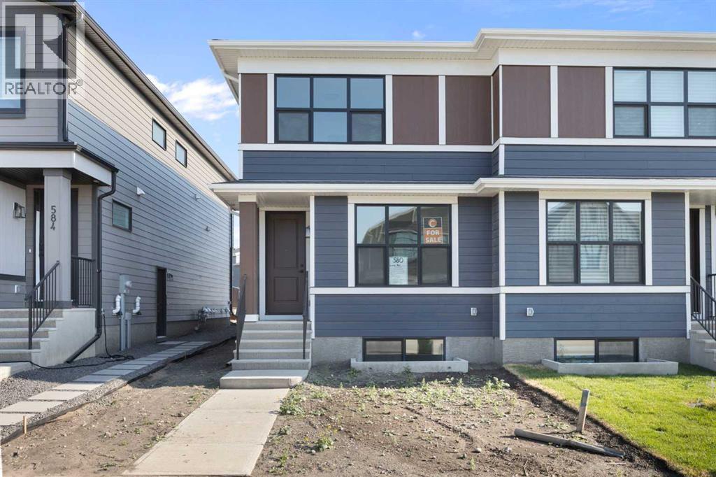Photo 1 of 580 Rowmont Boulevard Nw, Calgary AB