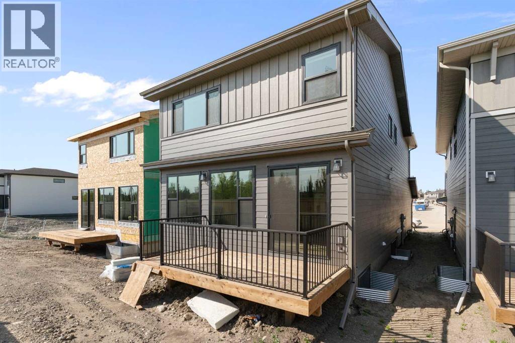 Photo 48 of 266 West Grove Lane Sw, Calgary AB