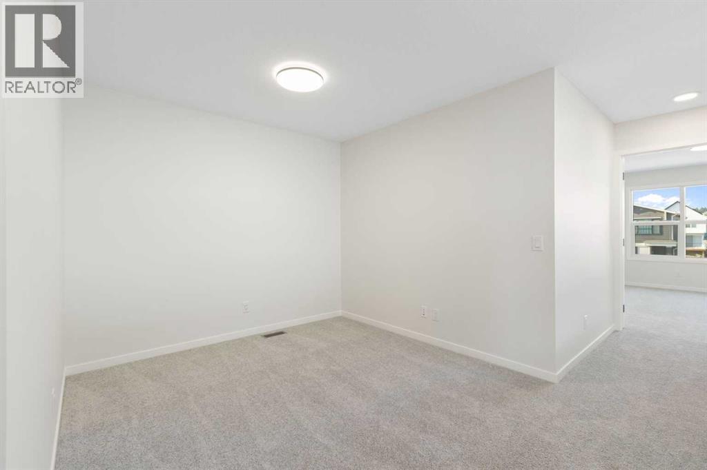 Photo 22 of 580 Rowmont Boulevard Nw, Calgary AB