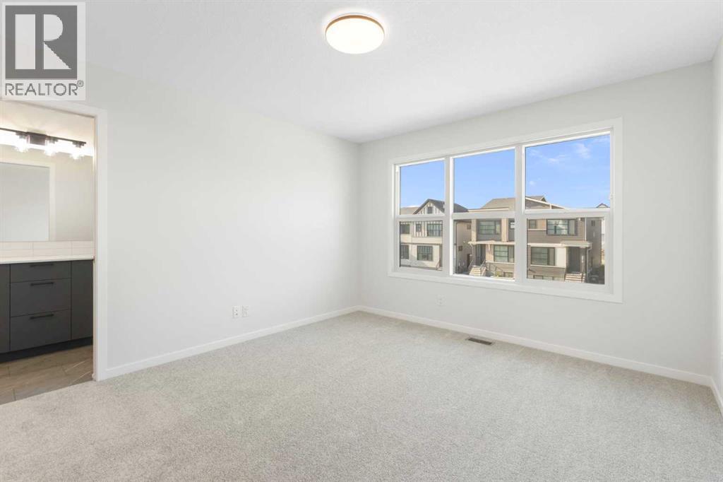 Photo 30 of 580 Rowmont Boulevard Nw, Calgary AB