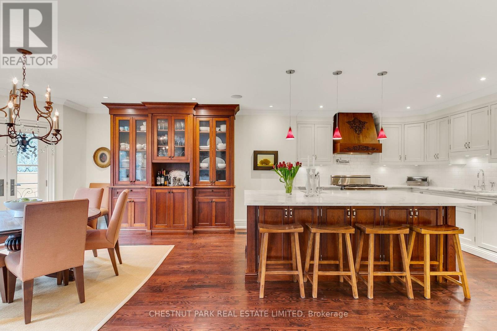 Photo 15 of 68 Rowanwood Avenue, Toronto ON