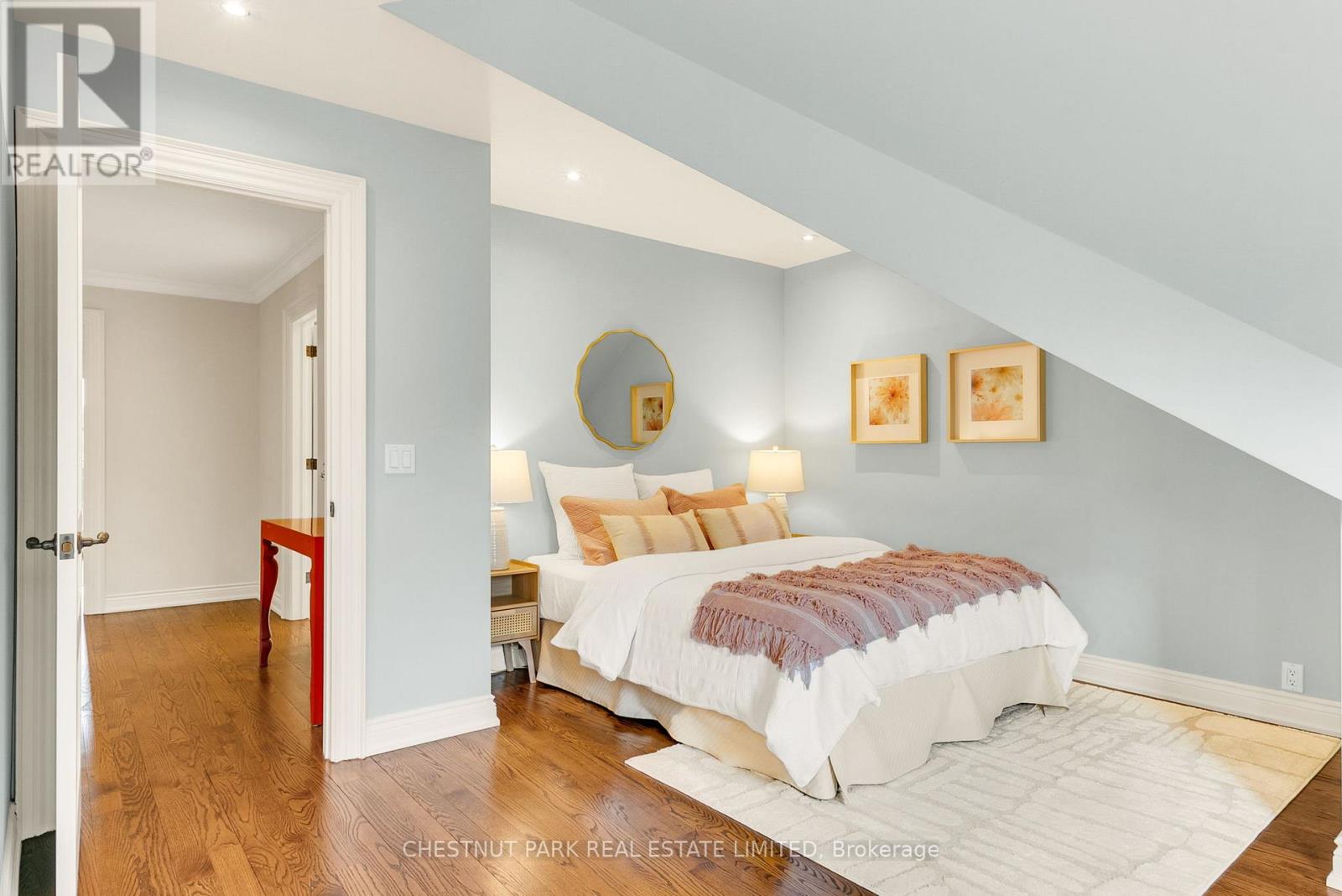 Photo 35 of 68 Rowanwood Avenue, Toronto ON