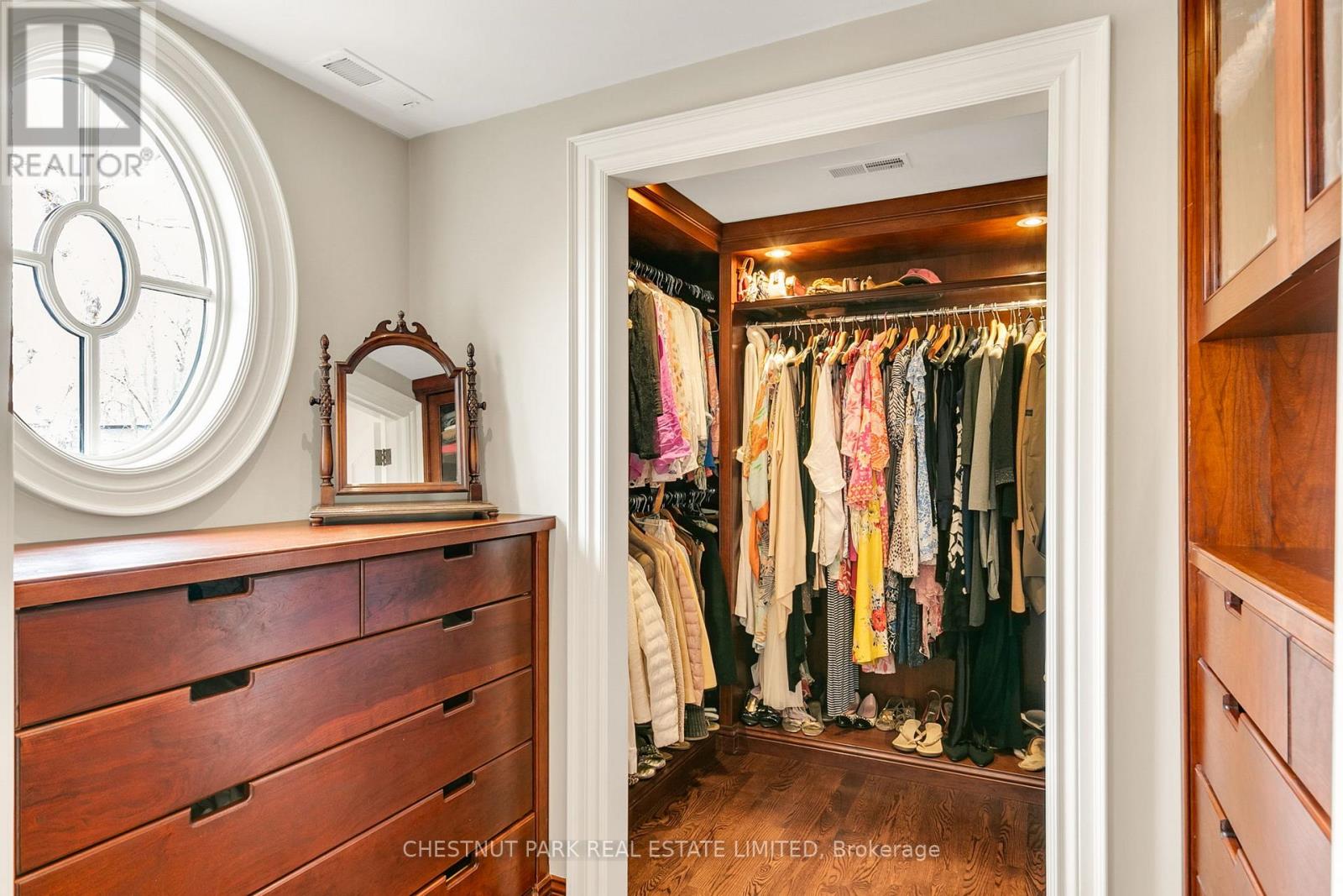 Photo 30 of 68 Rowanwood Avenue, Toronto ON