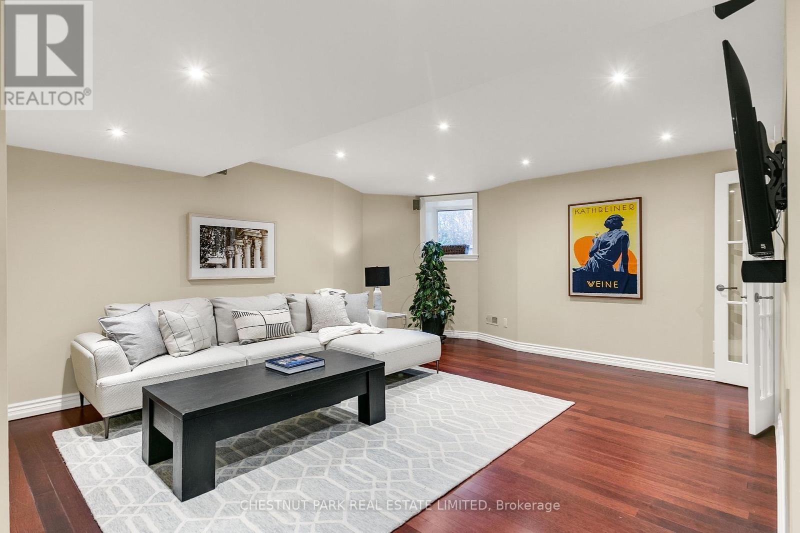 Photo 41 of 68 Rowanwood Avenue, Toronto ON