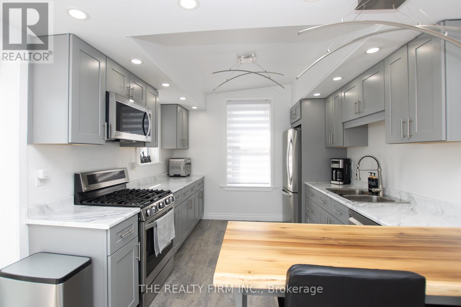 Photo 14 of 428 Saul Street, London East ON