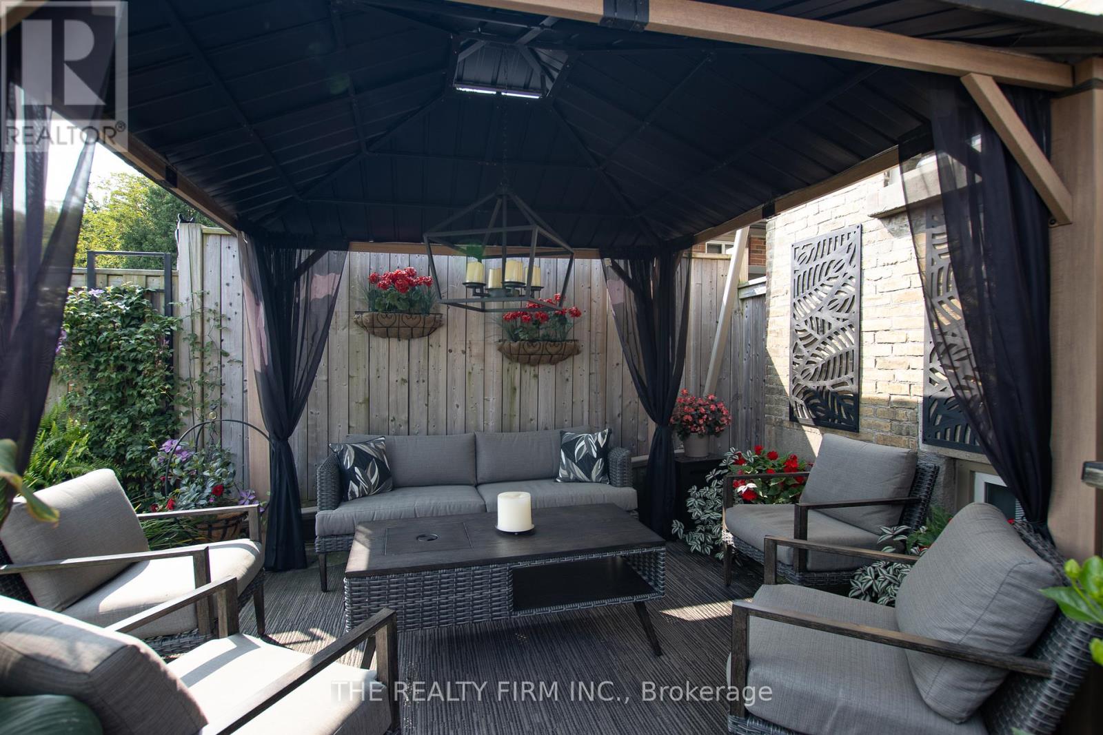 Photo 40 of 428 Saul Street, London East ON