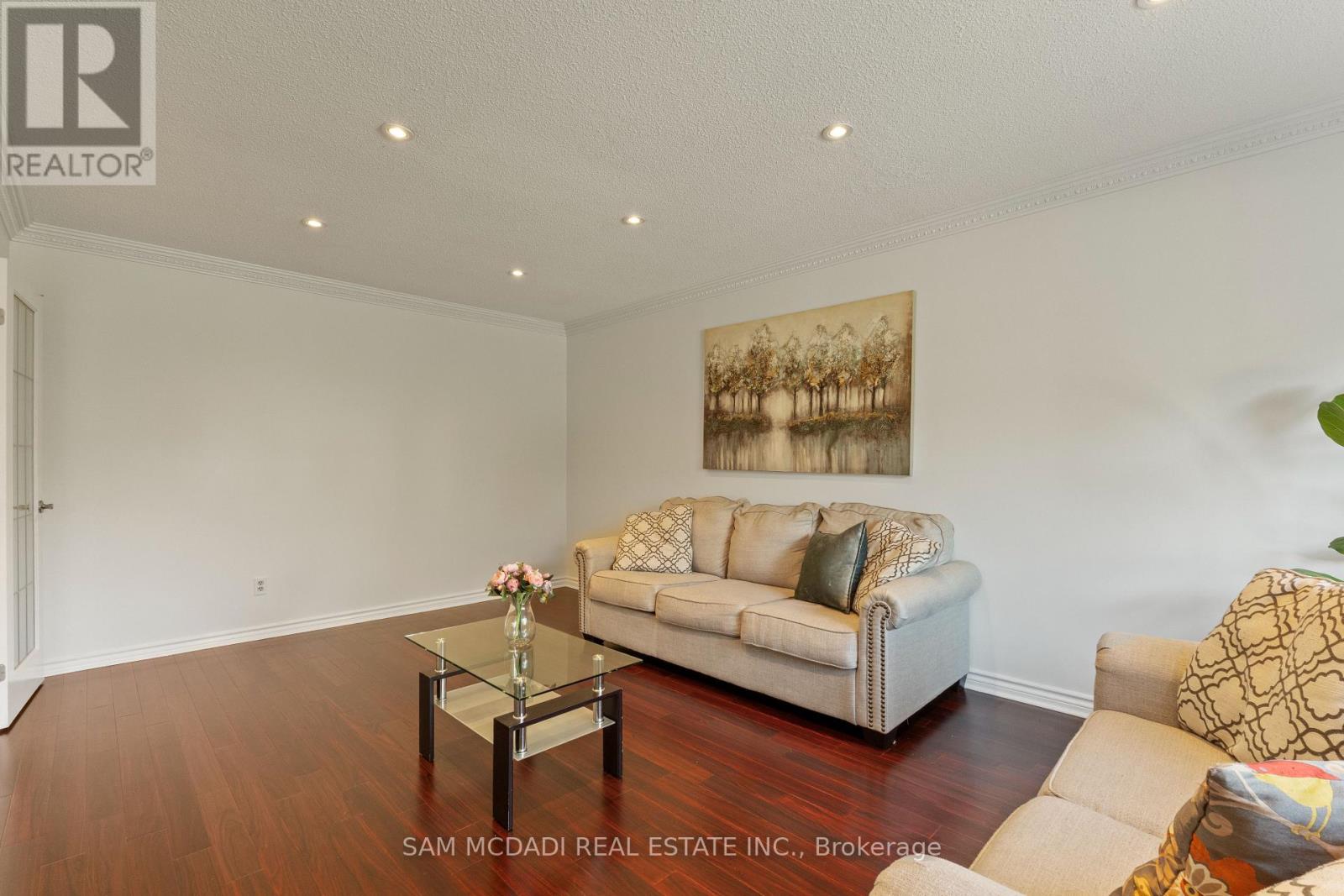 Photo 5 of 3068 Prentiss Road, Mississauga ON