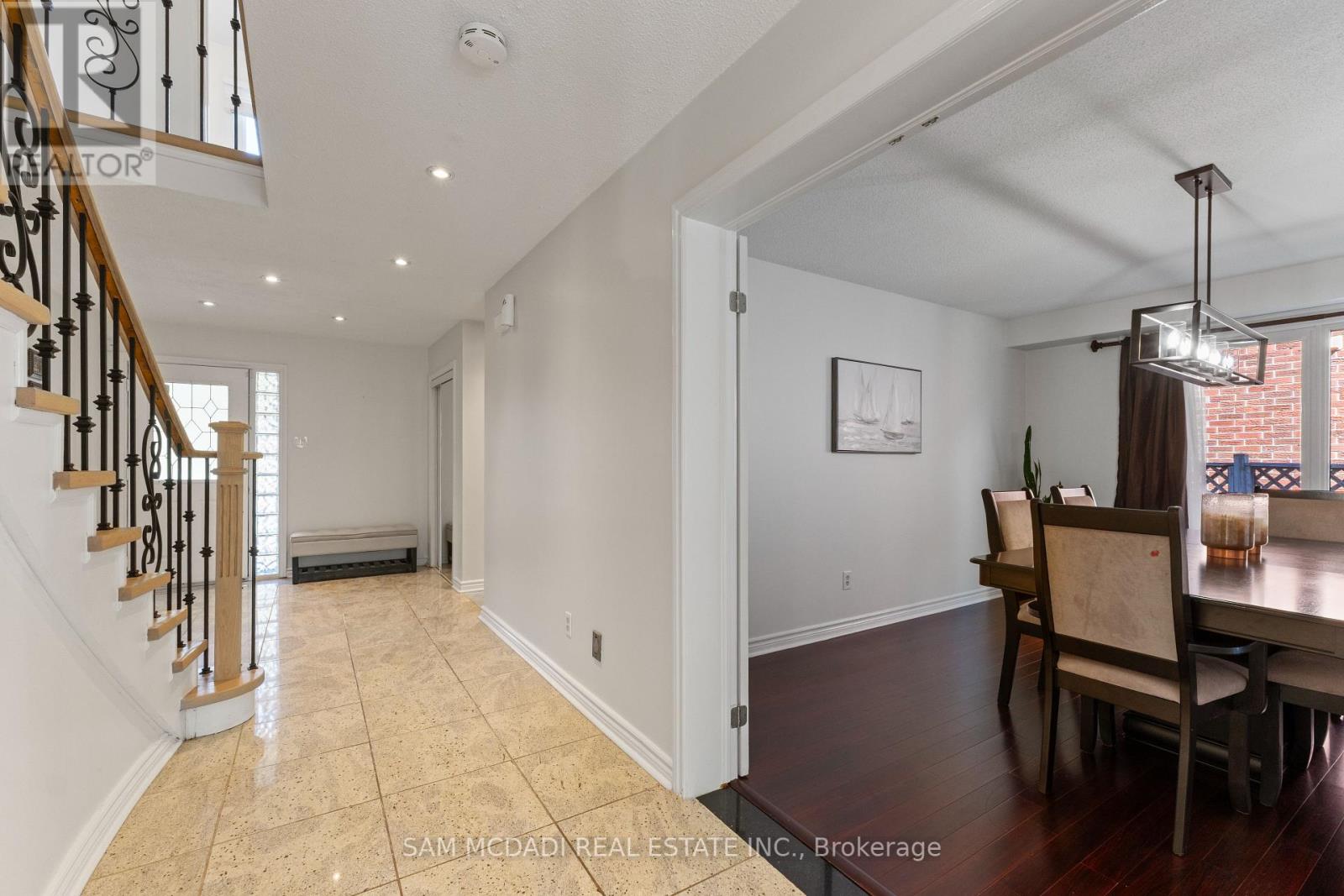 Photo 7 of 3068 Prentiss Road, Mississauga ON