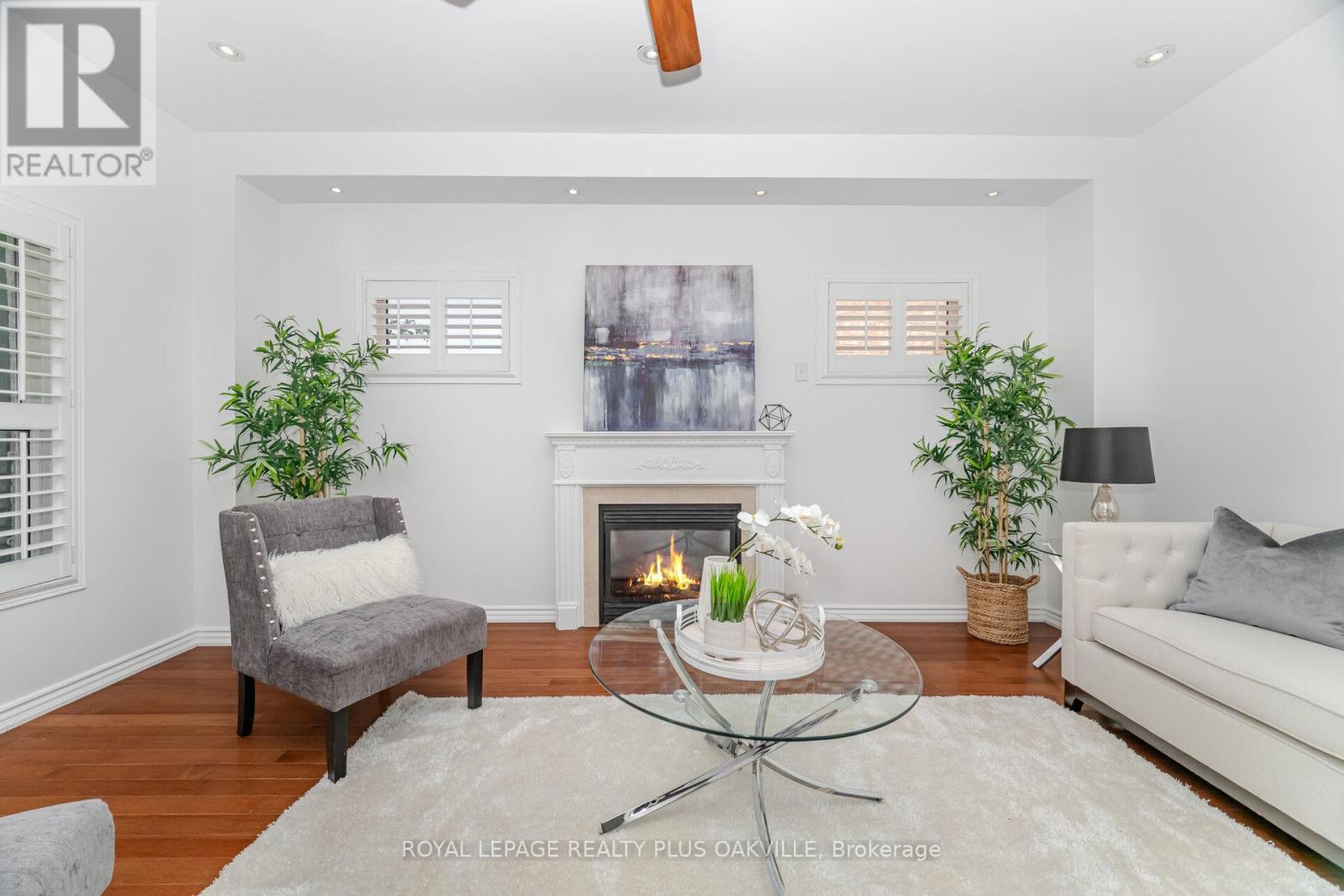 Photo 20 of 110 Earlsbridge Boulevard, Brampton ON