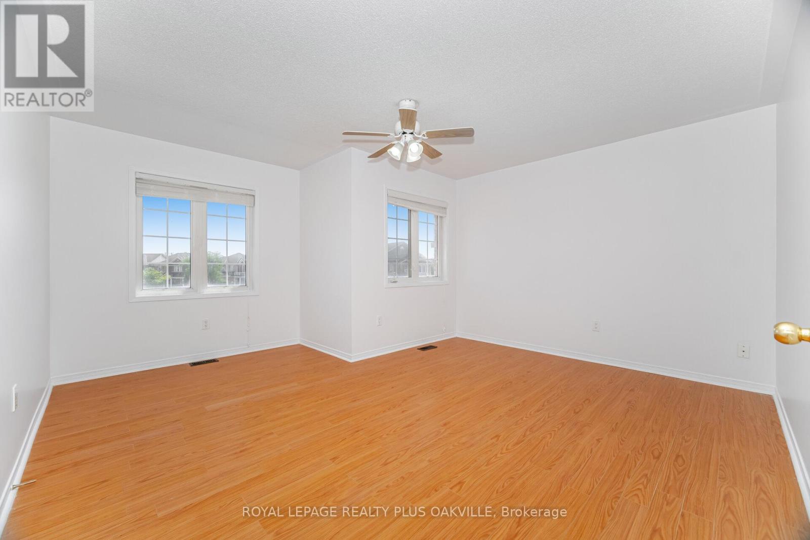 Photo 29 of 110 Earlsbridge Boulevard, Brampton ON