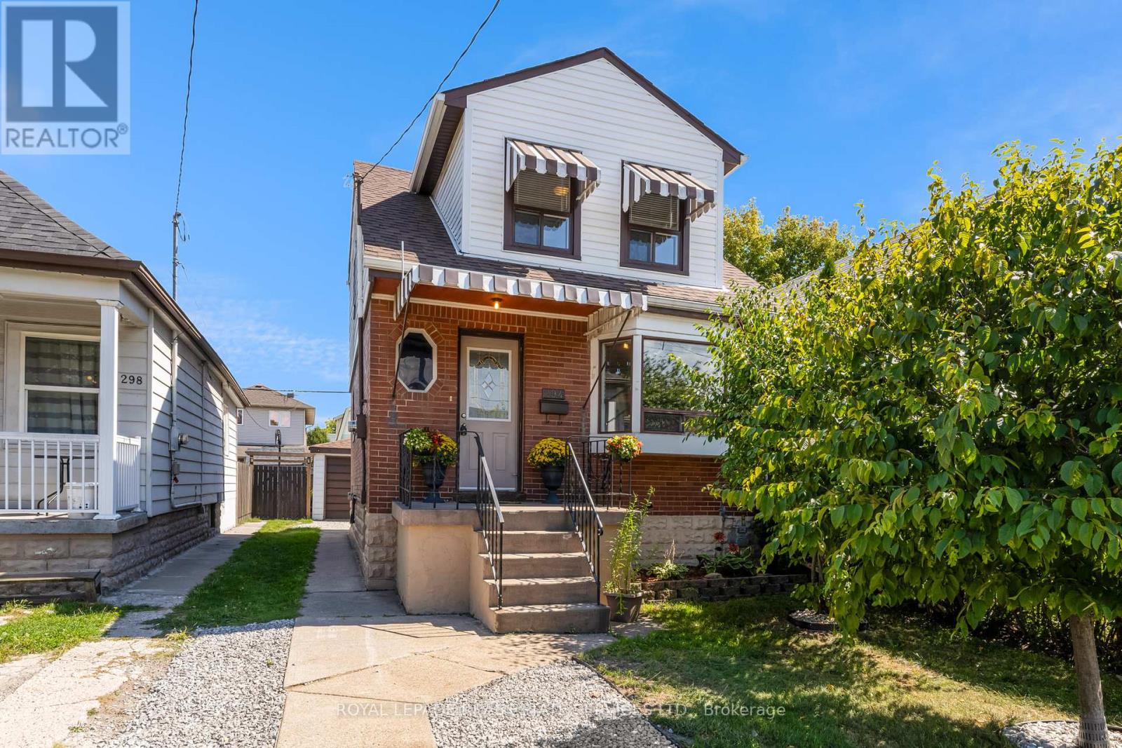 Photo 1 of 294 Cope Street, Hamilton ON