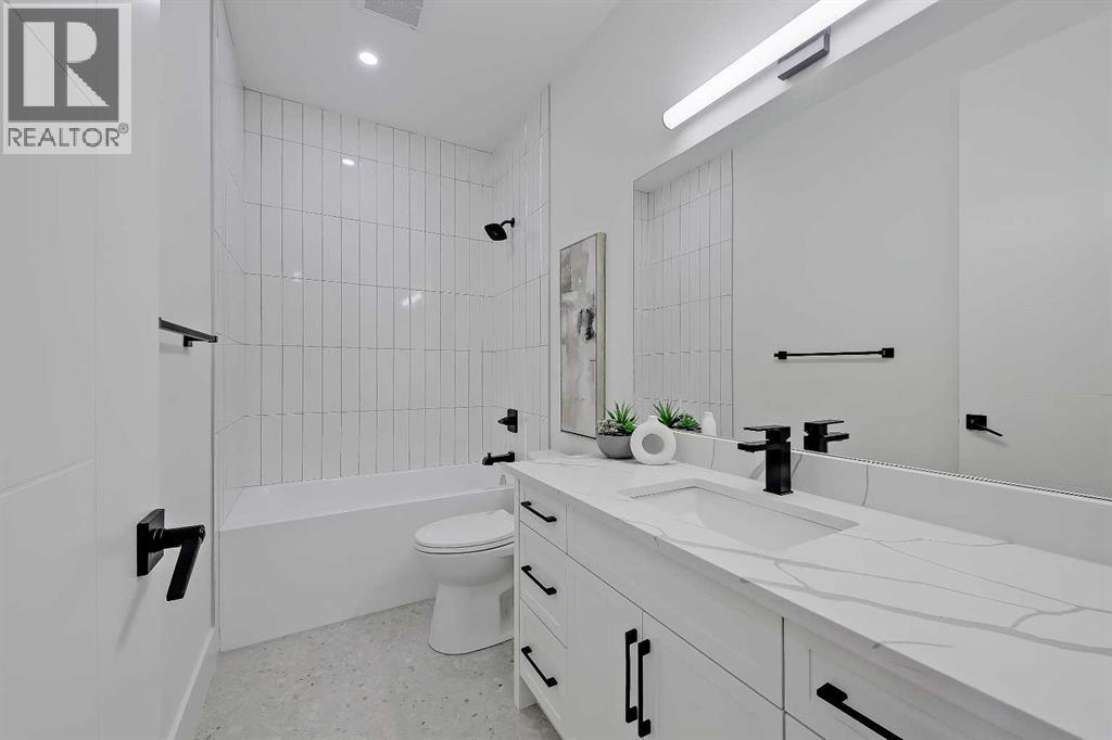 Photo 19 of 5006 22 Street Sw, Calgary AB