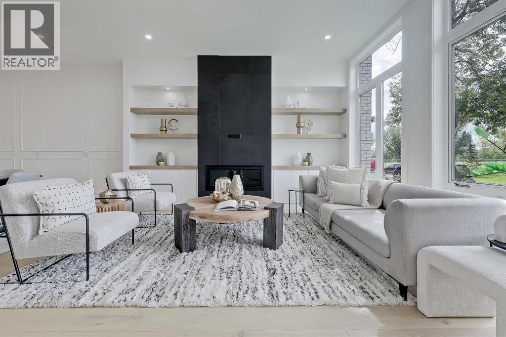 Photo 4 of 5006 22 Street Sw, Calgary AB