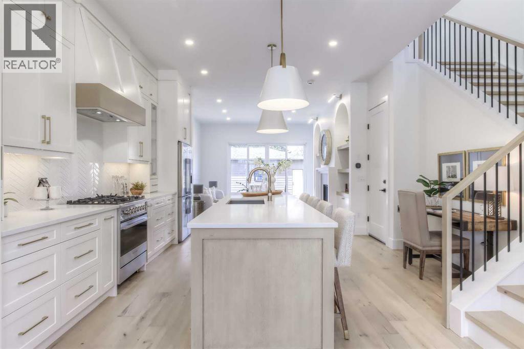 Photo 6 of 2833 25 A Street Sw, Calgary AB