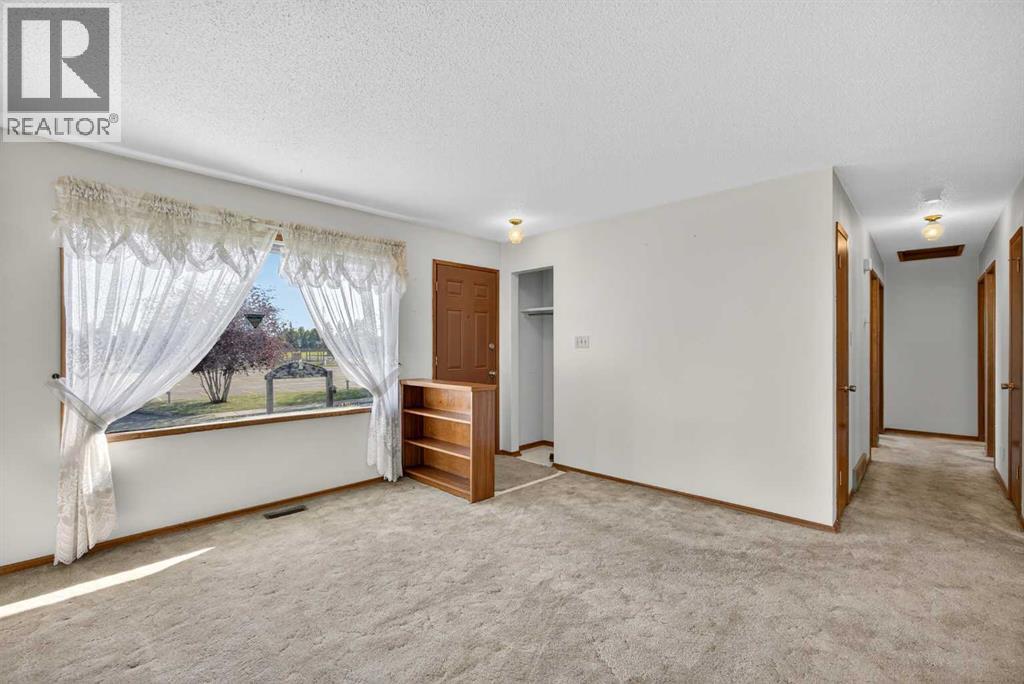 Photo 14 of 3012 30 Avenue Se, Calgary AB