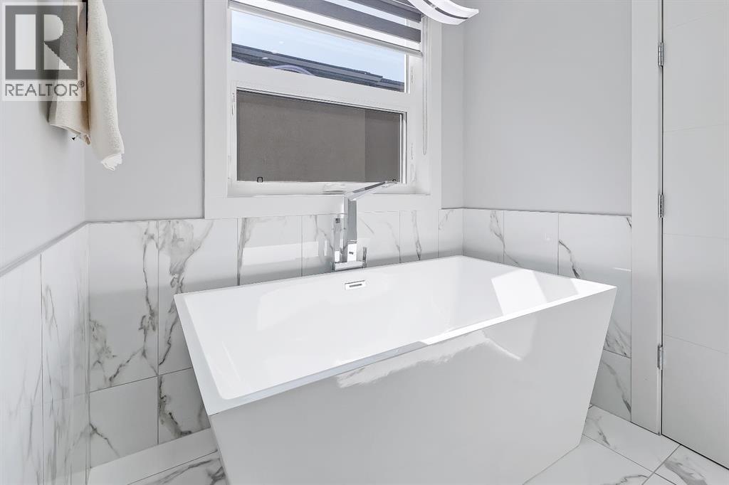 Photo 21 of 1732 24 A Street Sw, Calgary AB