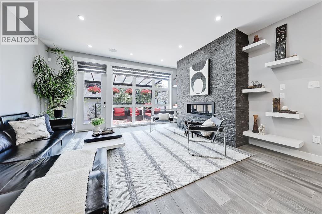 Photo 10 of 1732 24 A Street Sw, Calgary AB