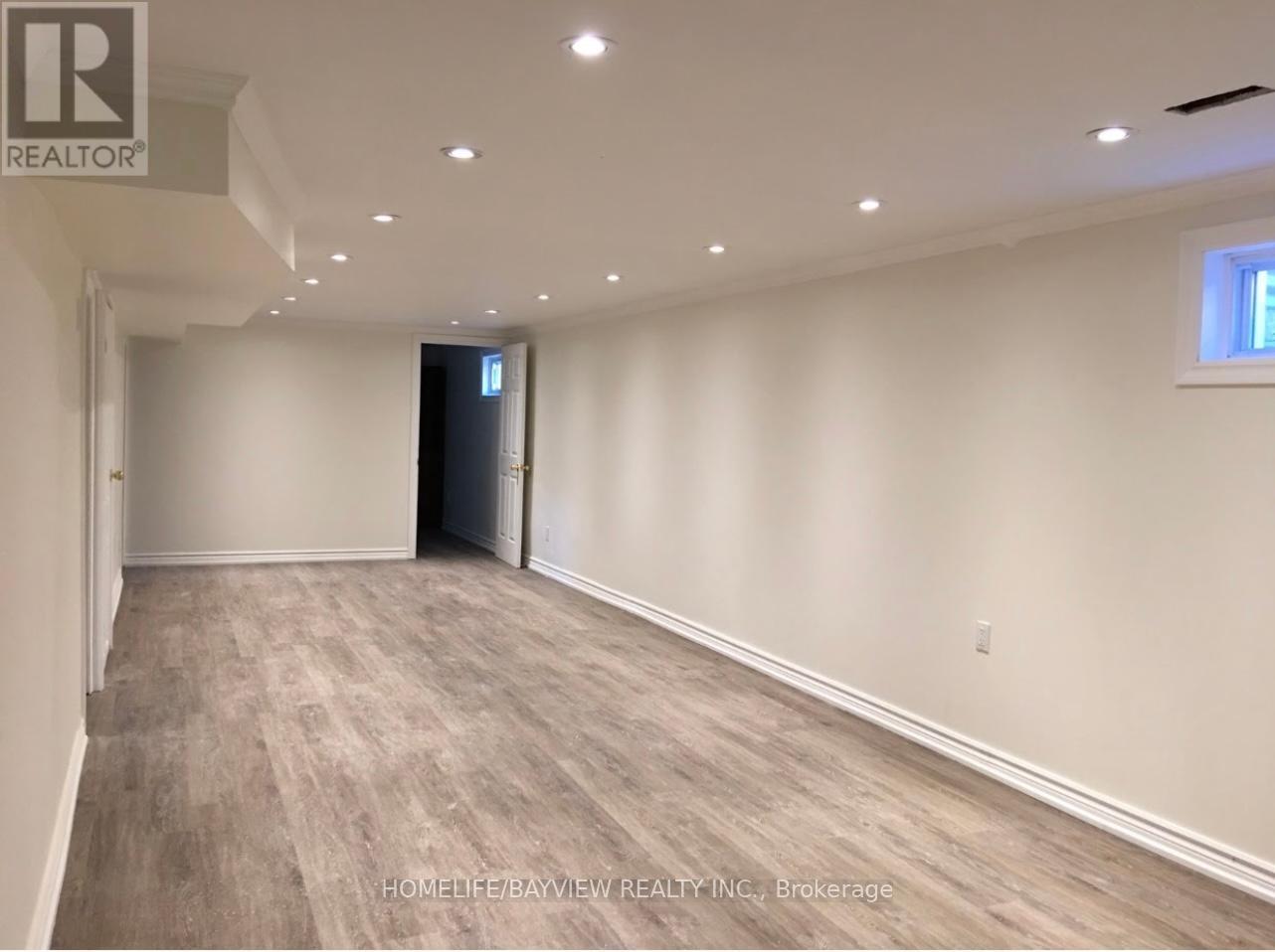 Photo 3 of 4 Ohenry Grove, Toronto ON