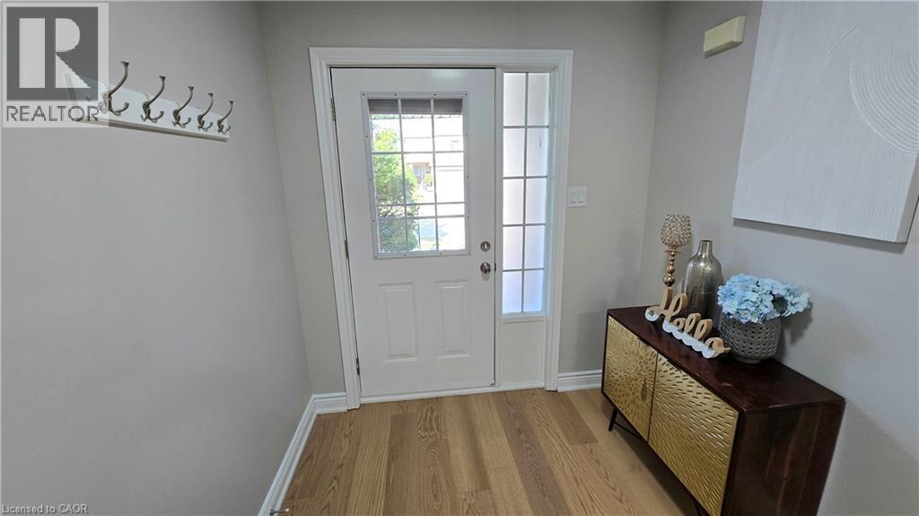 Photo 4 of 42 Bridleridge Street, Kitchener ON