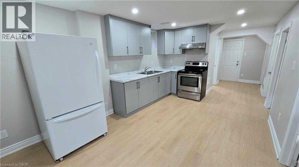 Photo 34 of 42 Bridleridge Street, Kitchener ON