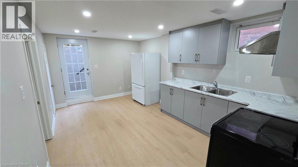 Photo 41 of 42 Bridleridge Street, Kitchener ON