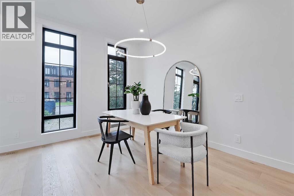 Photo 4 of 2720 5 Avenue Nw, Calgary AB