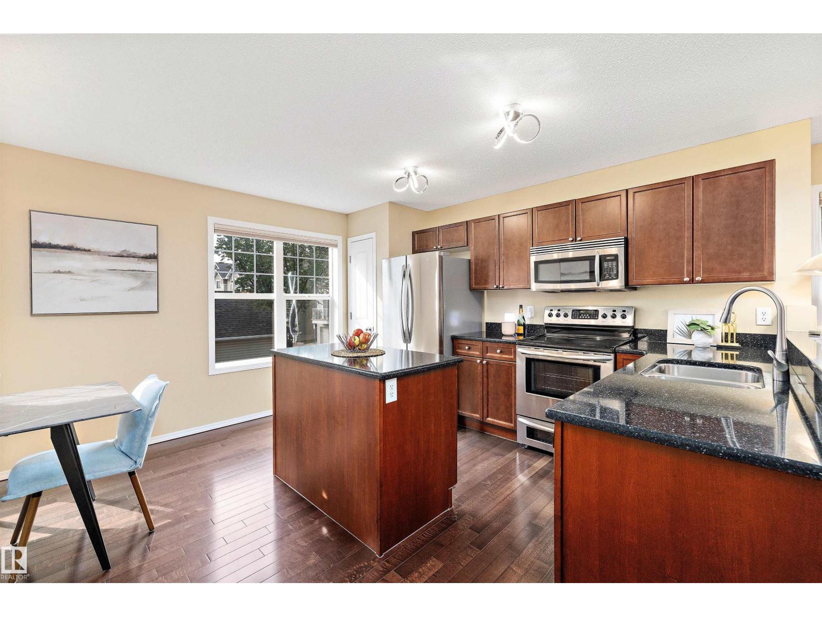 Photo 11 of 152 5604 199 St Nw, Edmonton AB