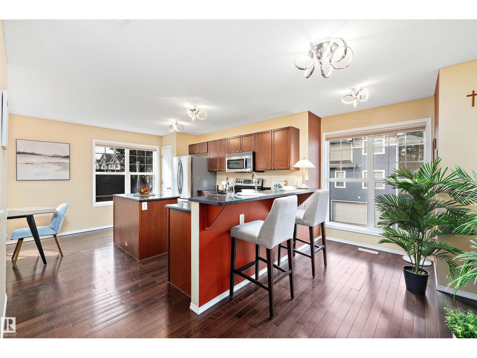 Photo 9 of 152 5604 199 St Nw, Edmonton AB