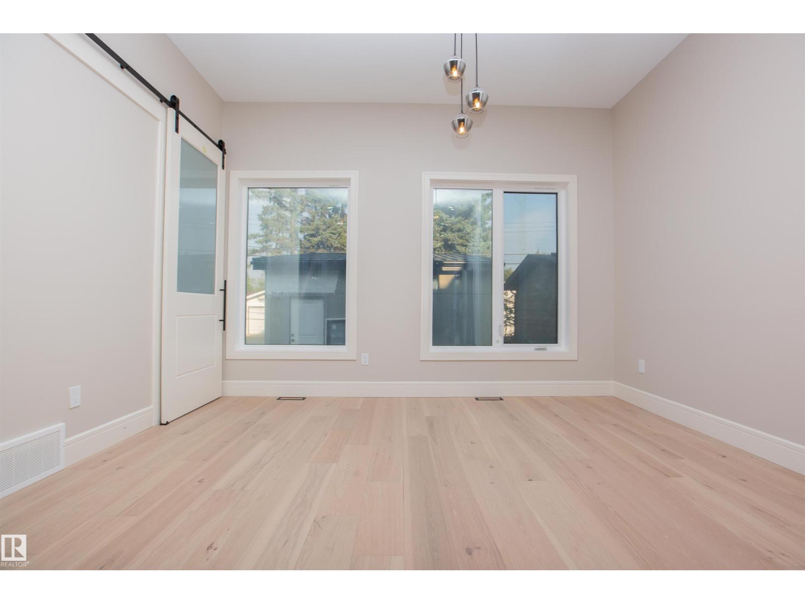 Photo 9 of 9127 143 St Nw, Edmonton AB