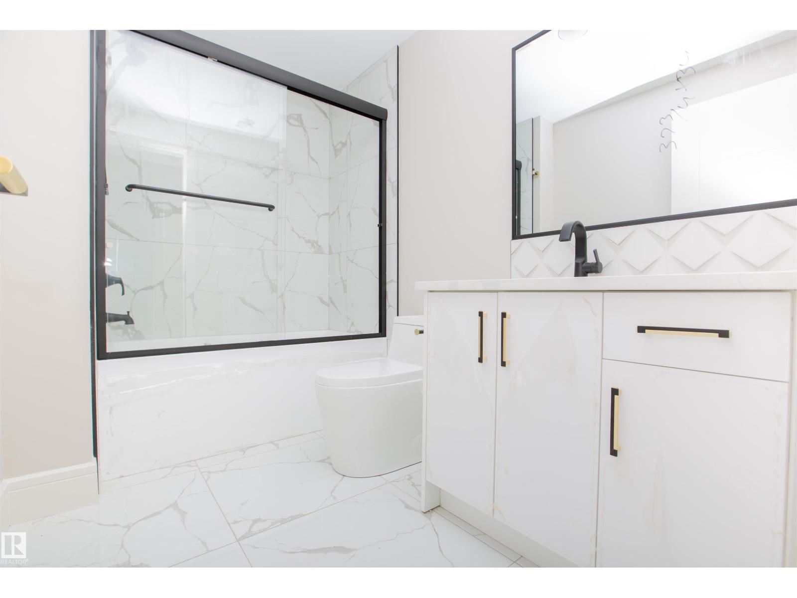 Photo 39 of 9127 143 St Nw, Edmonton AB