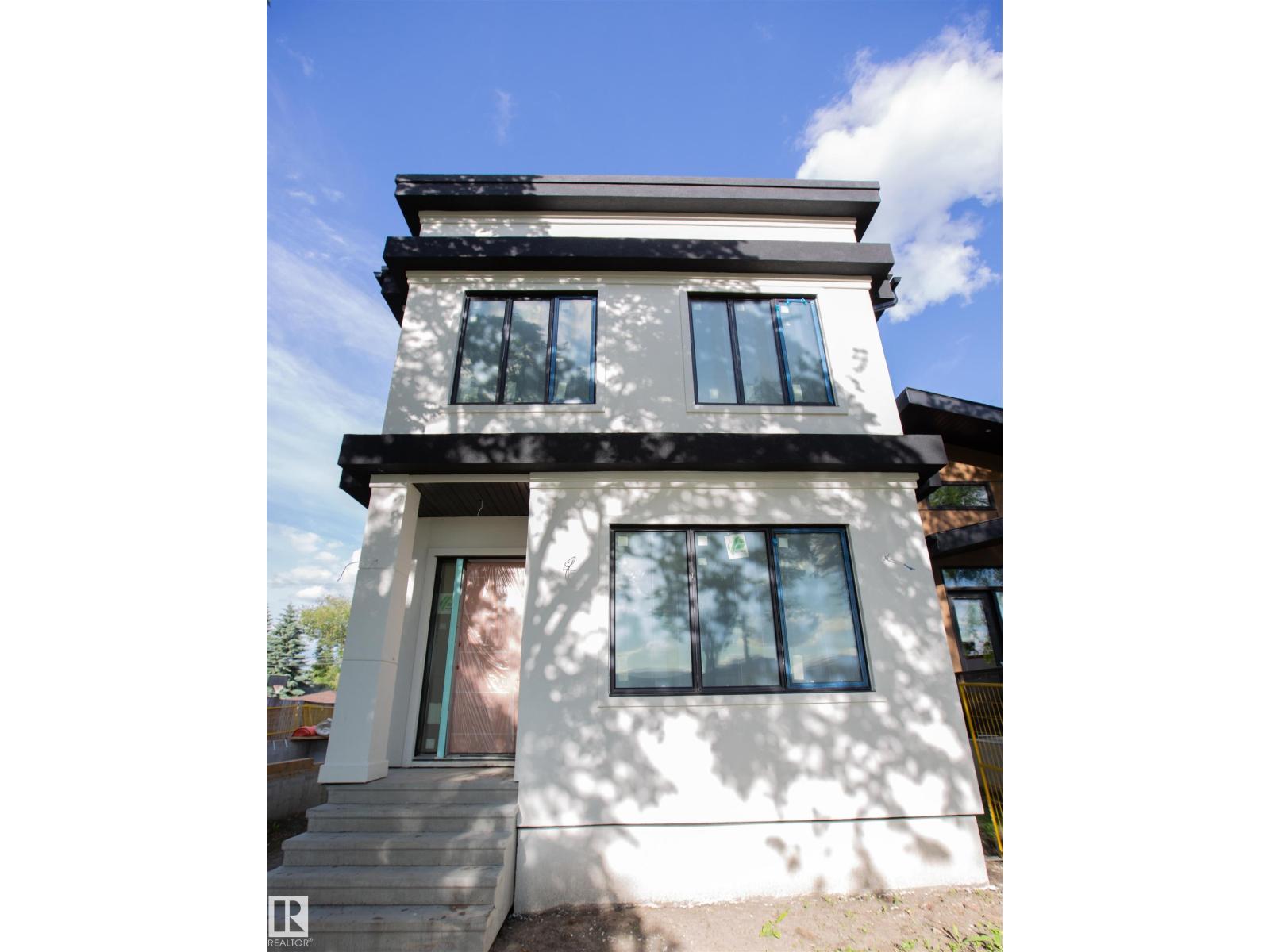 Photo 40 of 9127 143 St Nw, Edmonton AB