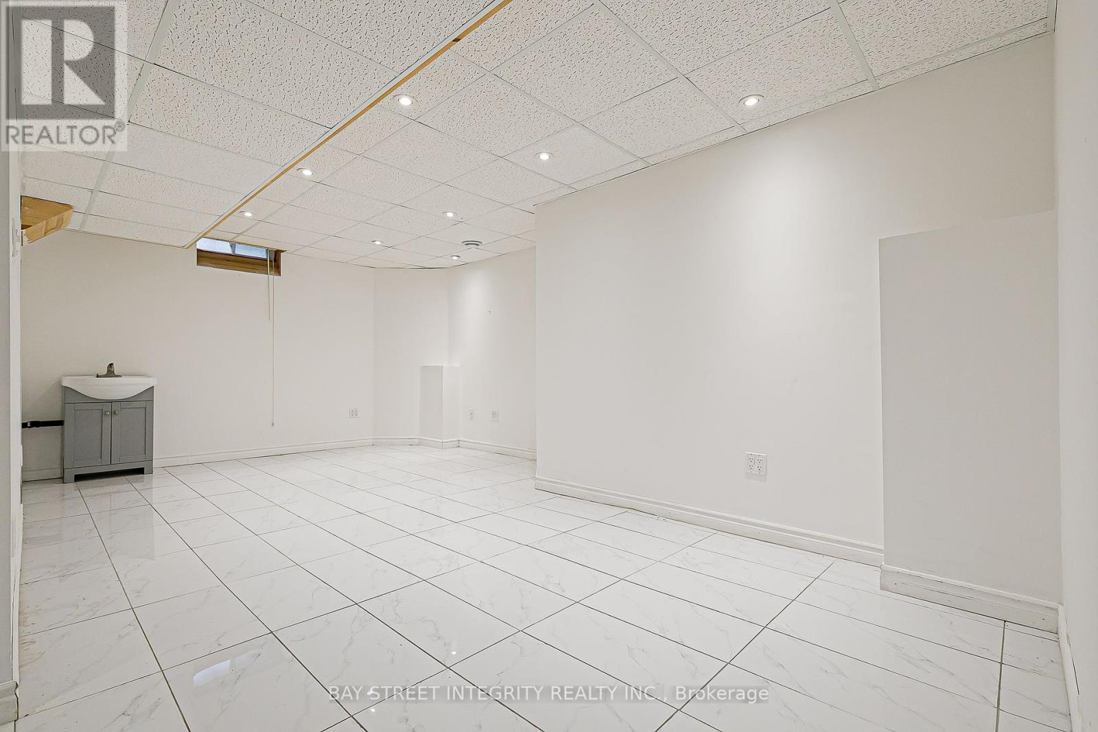 Photo 31 of 3 Headon Avenue, Ajax ON