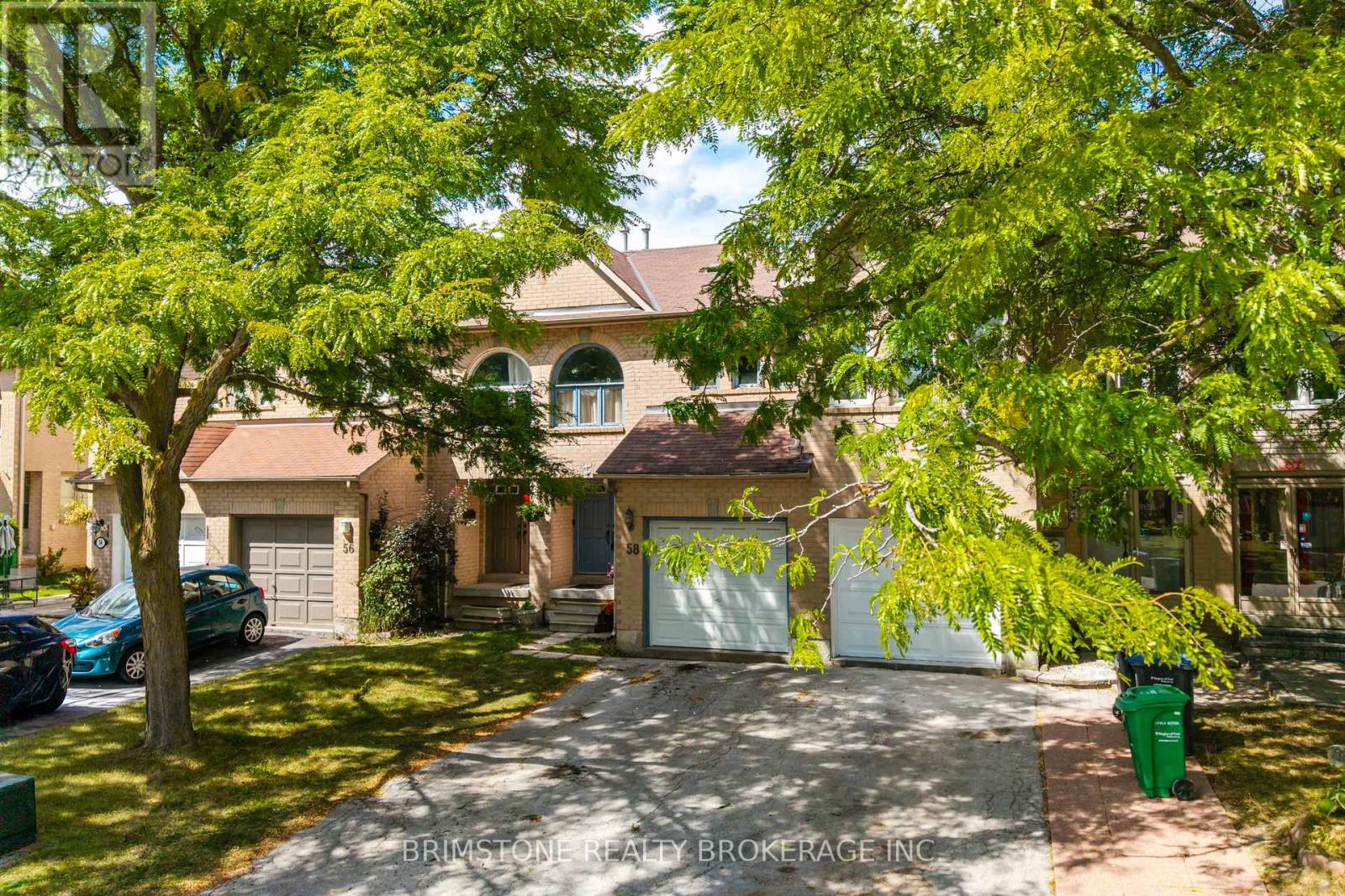 Photo 2 of 58 Cedarwood Crescent, Brampton ON