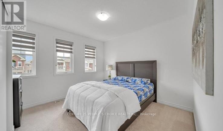 Photo 11 of 40 Averill Road, Brampton ON
